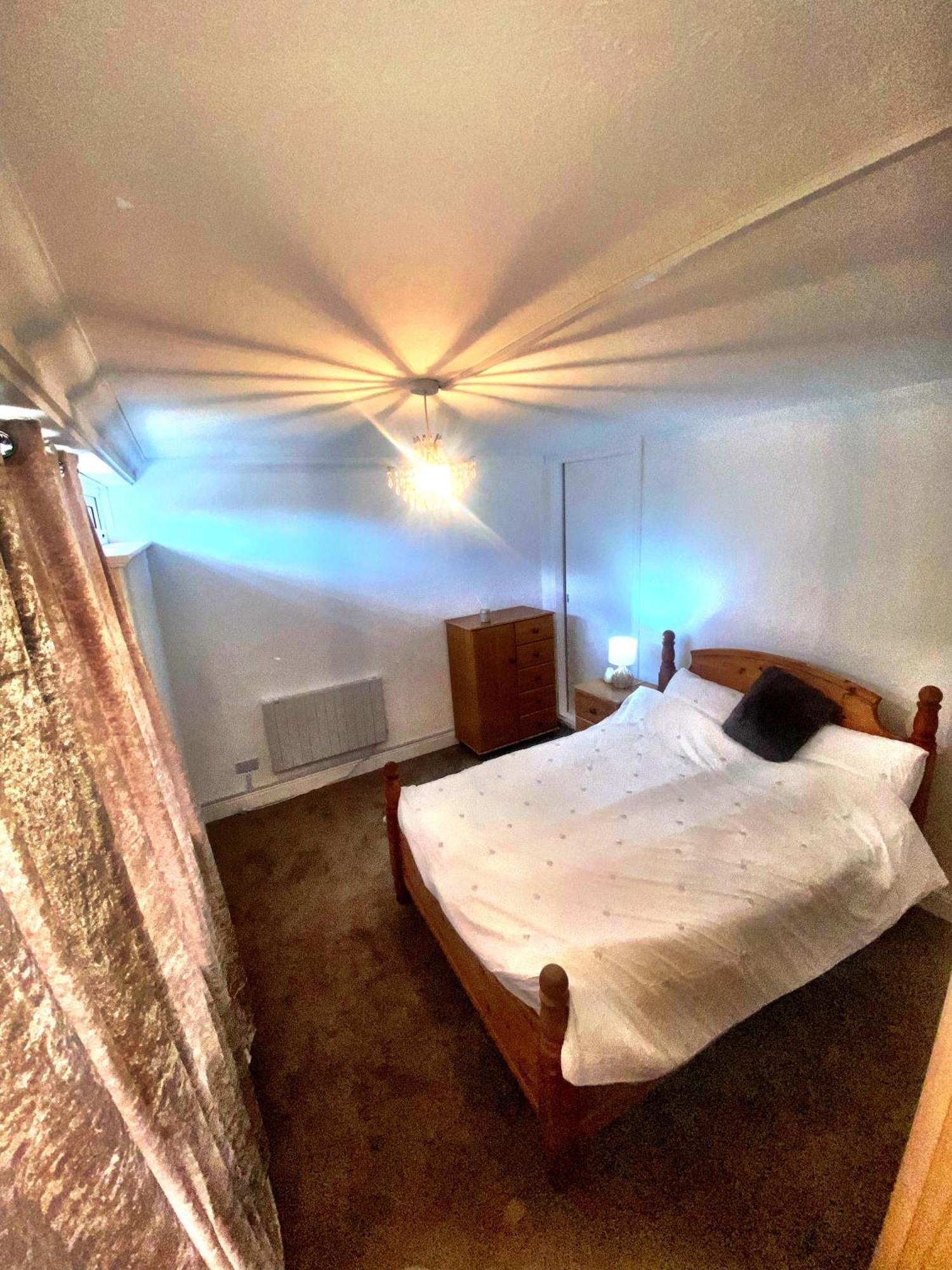 Appartamento Spacious 2 Bedroom Flat Close To Gatwick Airport Ifield